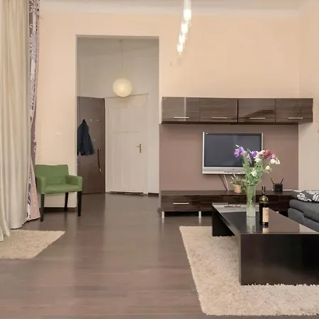Apartment Corvina With Free Private Parking *