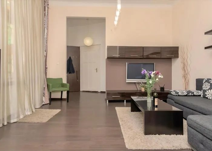 Appartement Corvina With Free Private Parking *