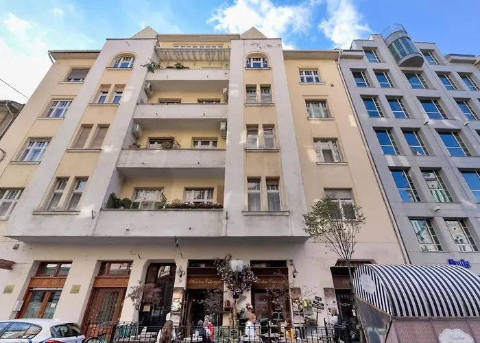 Appartement Corvina With Free Private Parking