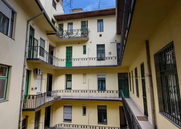 Appartement Corvina With Free Private Parking *