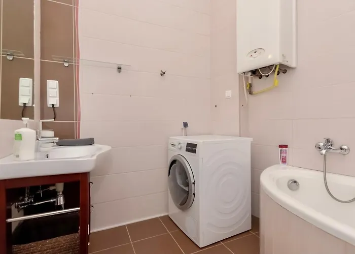 Appartement Corvina With Free Private Parking