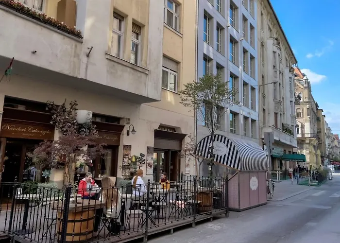 Apartment Corvina With Free Private Parking *
